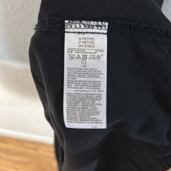 Old Navy adjustable spaghetti strapped midi dress - Picture 6 of 6